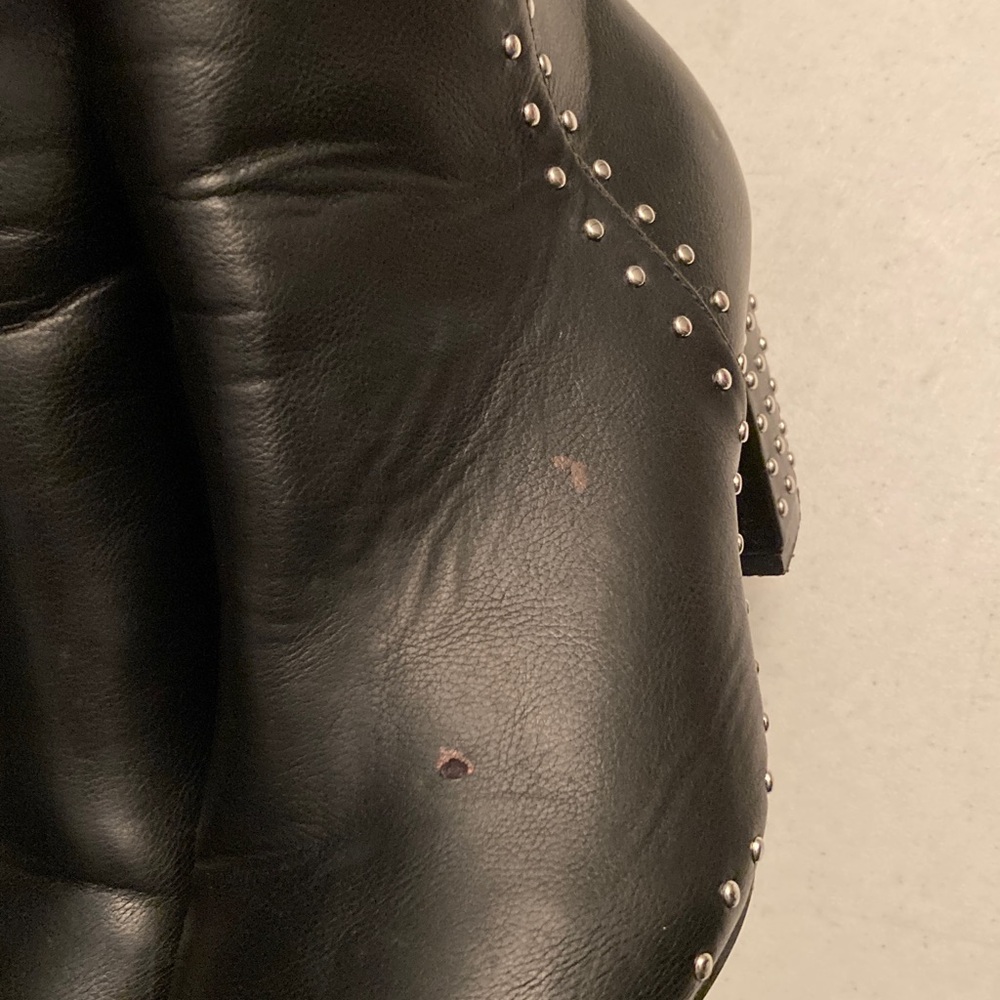 NWOT Olivia  & KateSleek Black Studded Ankle Boots - Picture 6 of 8